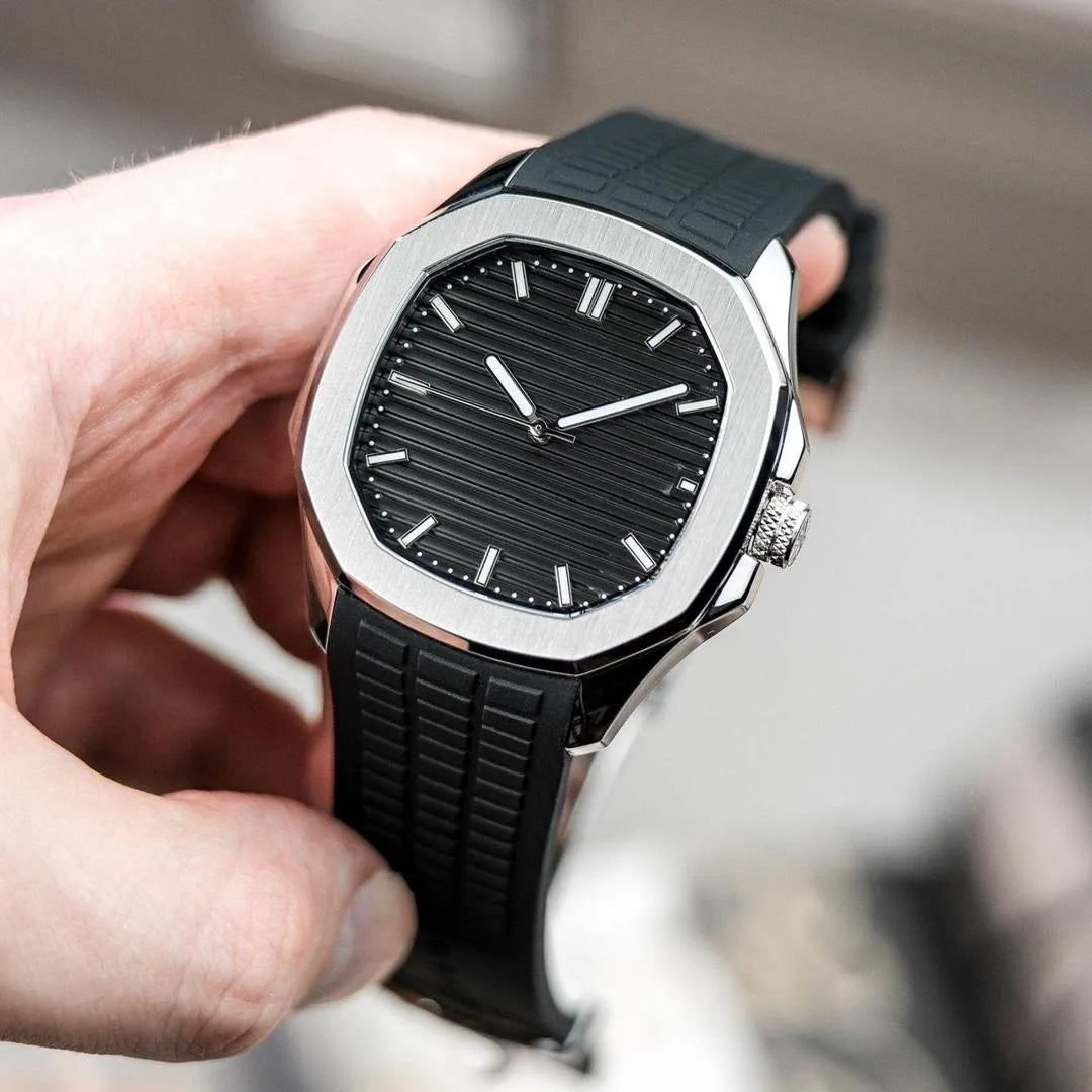 ⌚ Men's Water Resistant Quartz Watch with Textured Rubber Strap | Luxury Sports Watch | Rs. 2,300