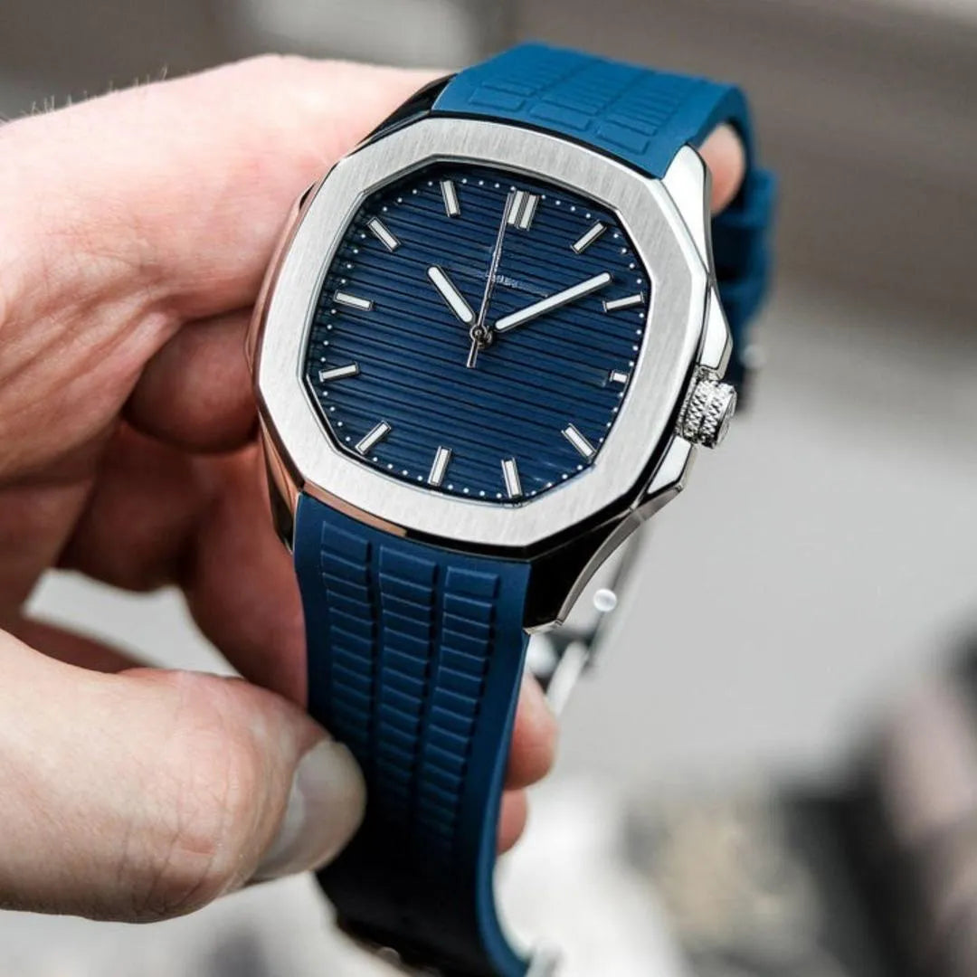⌚ Men's Water Resistant Quartz Watch with Textured Rubber Strap | Luxury Sports Watch | Rs. 2,300