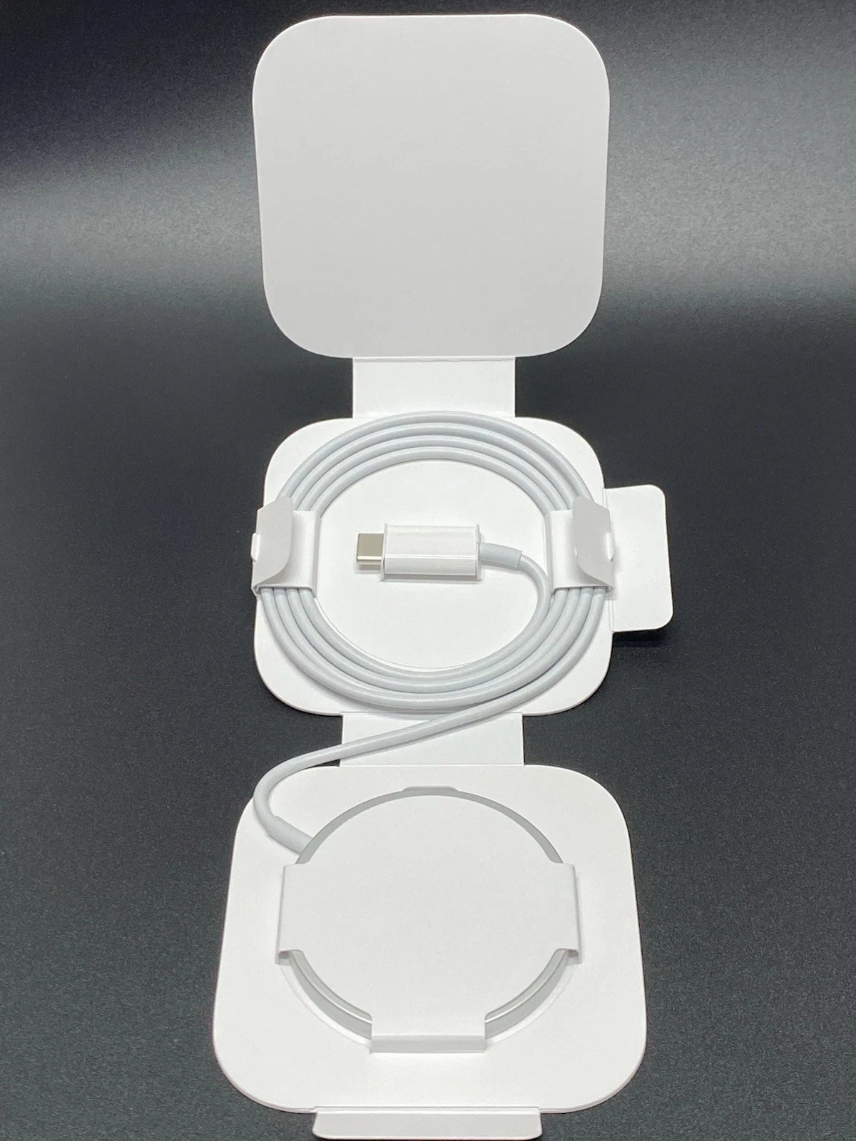 Apple MagSafe Wireless Charger for MagSafe iPhone Sealed