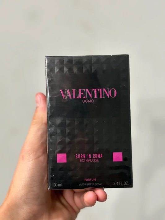 Valentino Uomo Born In Roma Extra
Dose 100ml 3.4oz